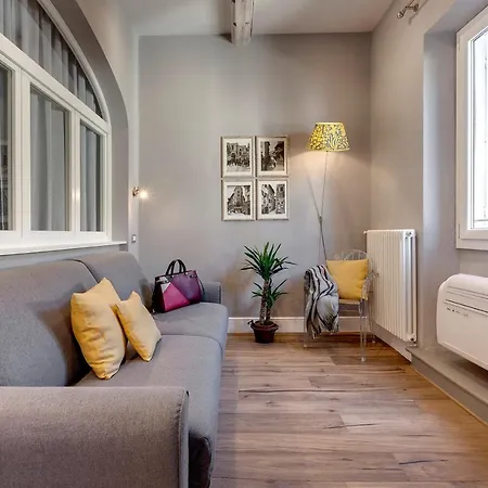 Apartment I Soleandri Lodging
